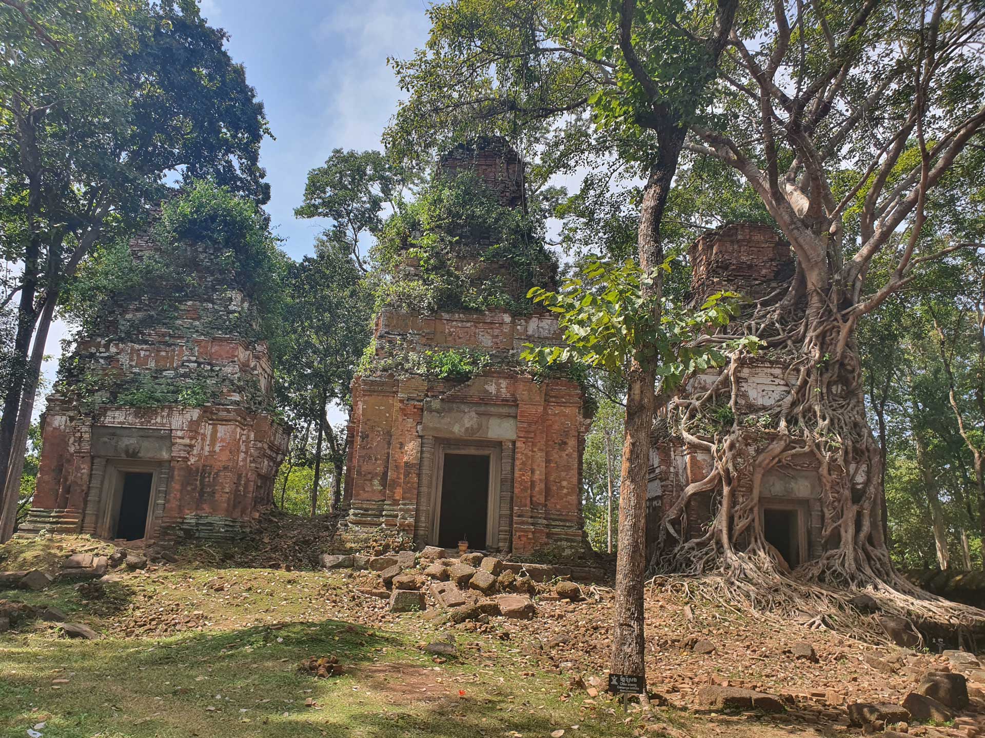 travel to Angkor Wat